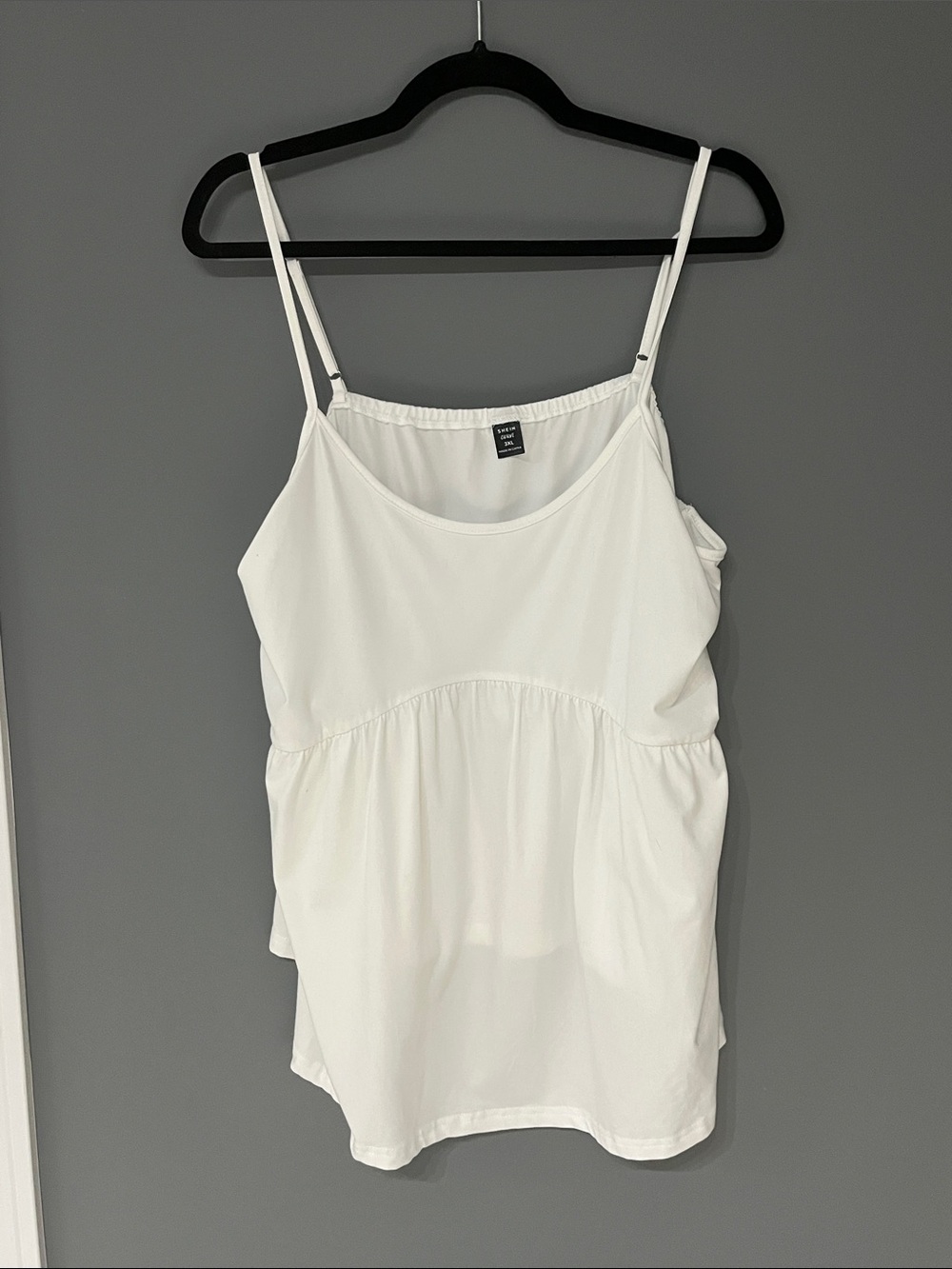 3/$15 White Spaghetti Strap pรฉplum Tank Top